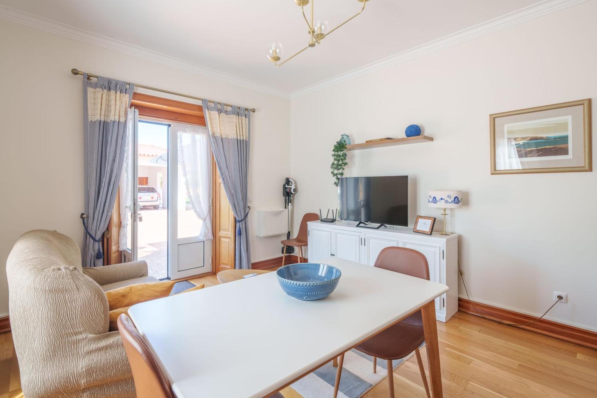 Apartamento T1 Charme, Condominio Perto De Pombal Luaran gambar